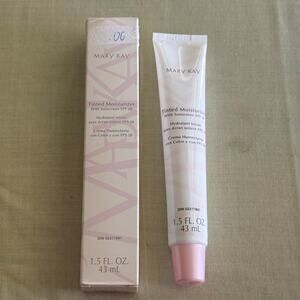 New No Box Mary Kay Tinted Moisturizer with Sunscreen SPF 20 Beige 1 EXP 2008